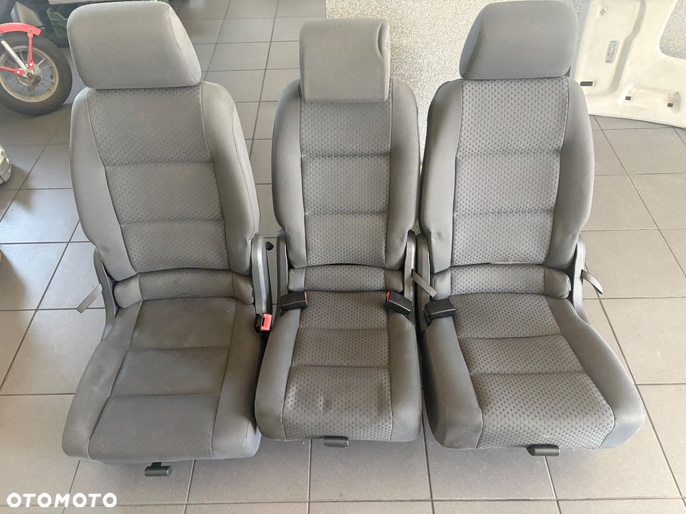 Tylne fotele VW Touran T1 - 1