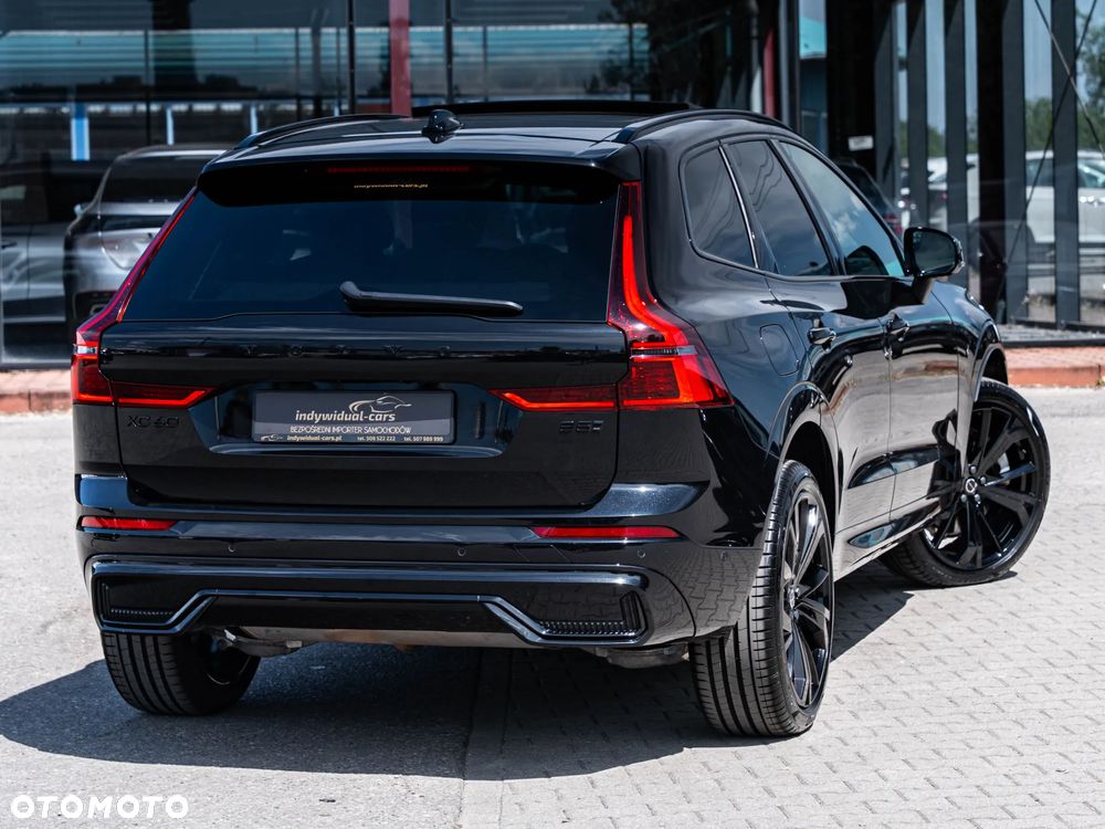 Volvo XC 60 B5 B AWD Plus Dark - 3