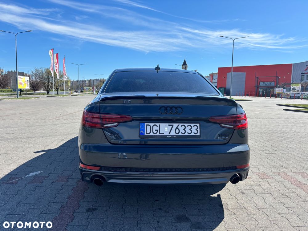 Audi A4 Limousine - 2