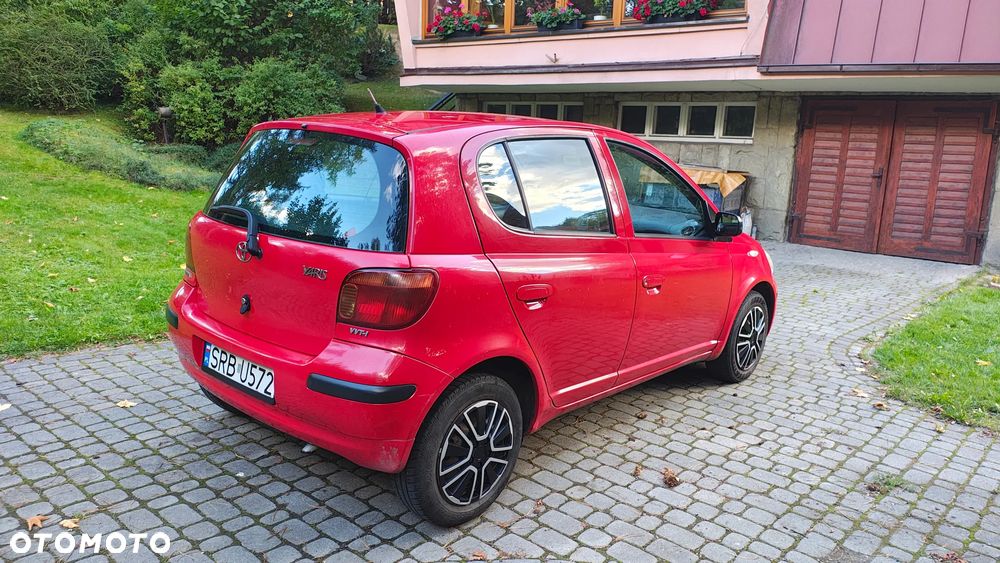 Toyota Yaris 1.0 Terra - 2