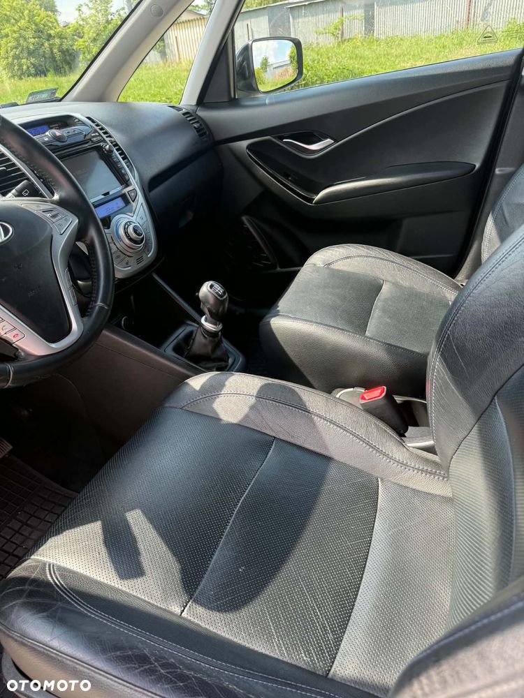 Hyundai ix20 1.6 Premium - 13