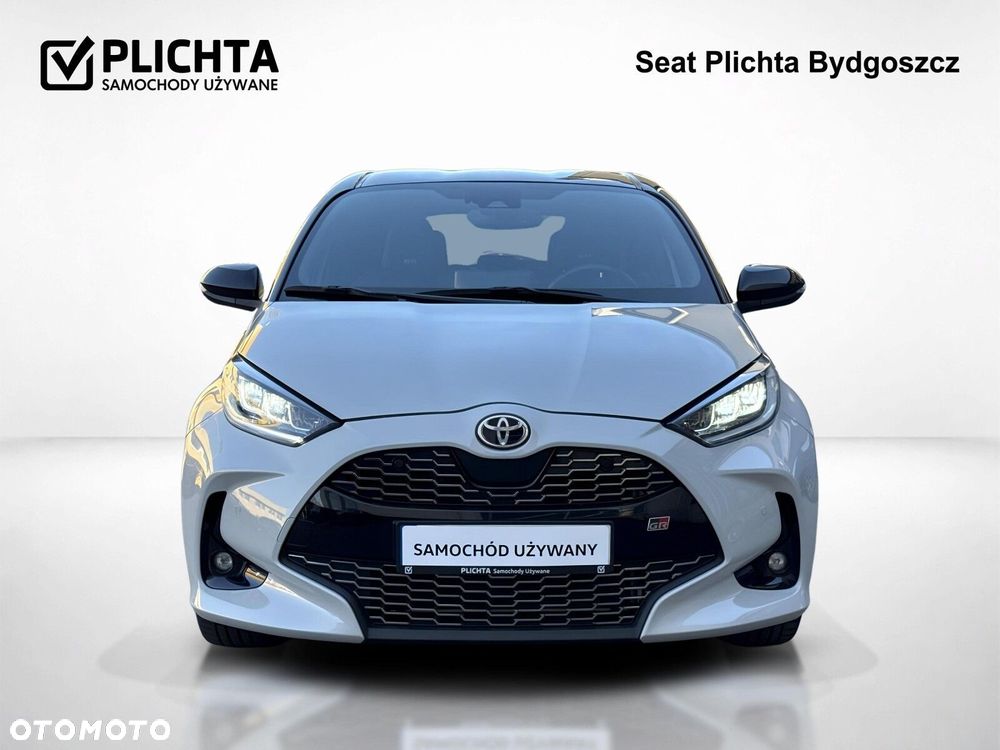 Toyota Yaris - 8