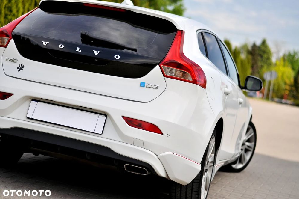 Volvo V40 D4 Summum - 16