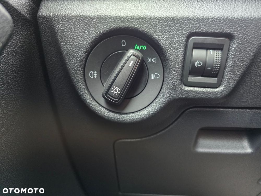 Skoda Kamiq 1.0 TSI Ambition - 32