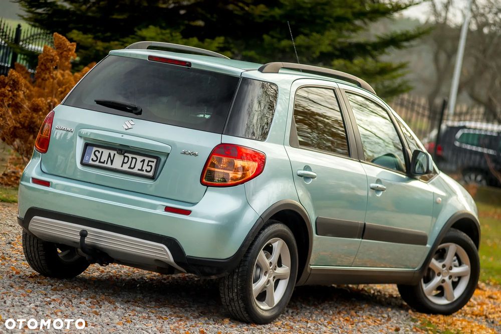Suzuki SX4 1.6 GS / Premium - 12