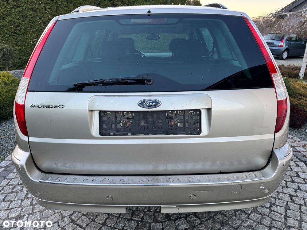 Ford Mondeo - 15