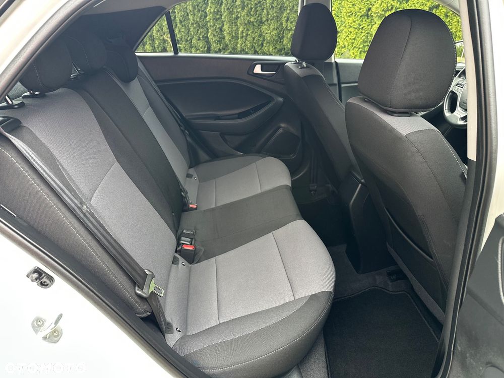 Hyundai i20 1.4 Wersja Jubileuszowa - 30