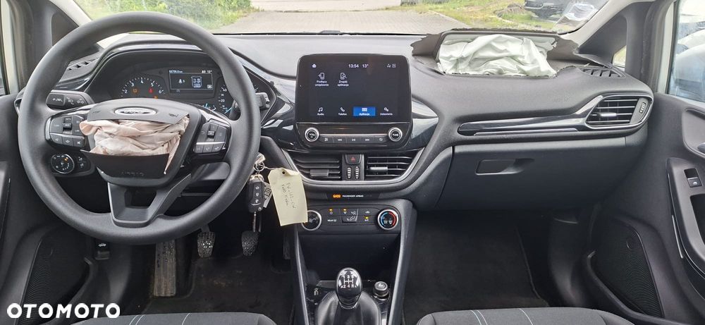 Ford Fiesta 1.1 S&S COOL&CONNECT - 9