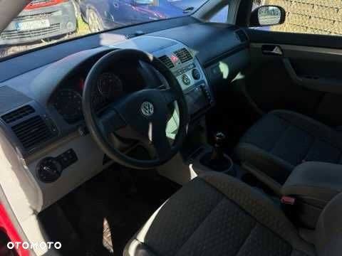 Volkswagen Touran 2007 photo 5