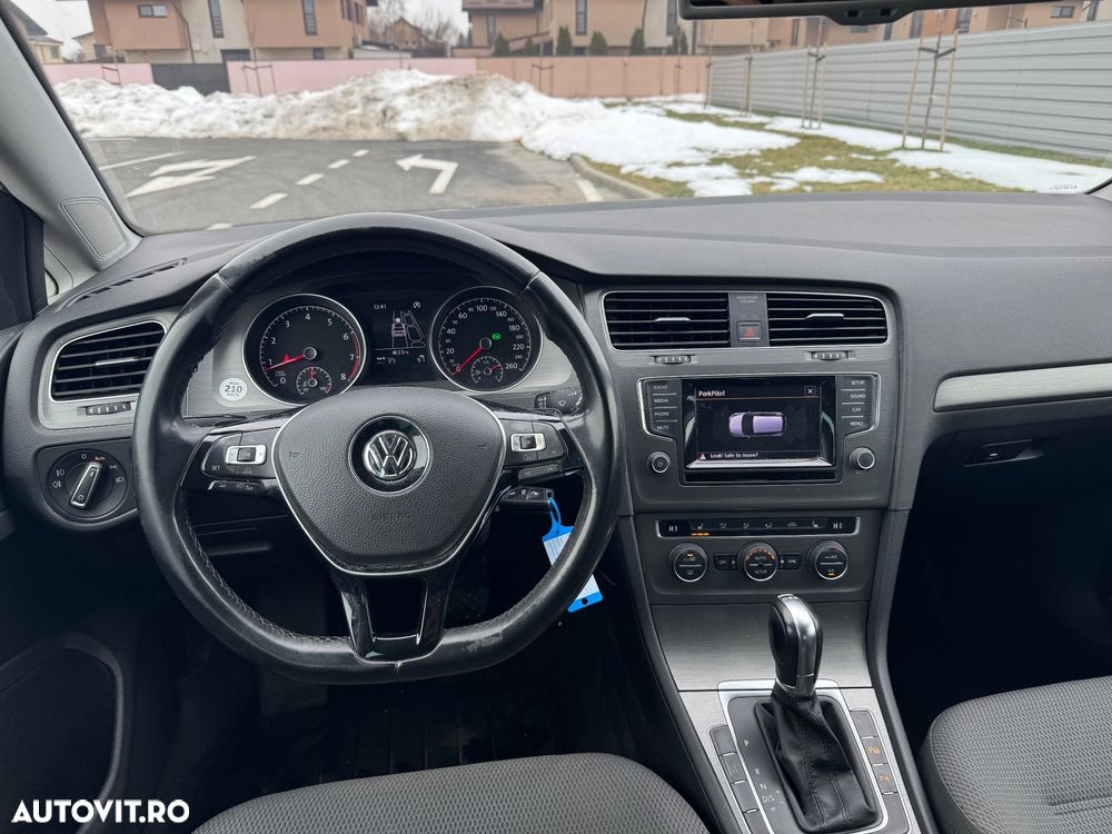 Volkswagen Golf 1.4 TSI DSG Style - 5