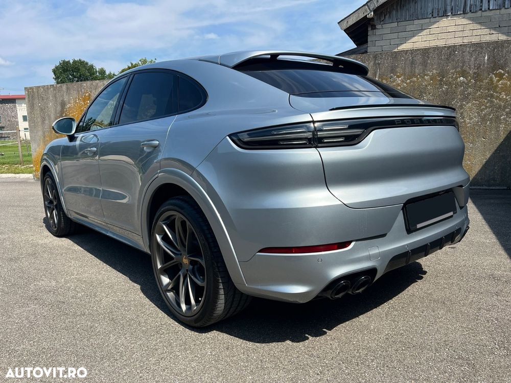 Porsche Cayenne Coupe S - 3