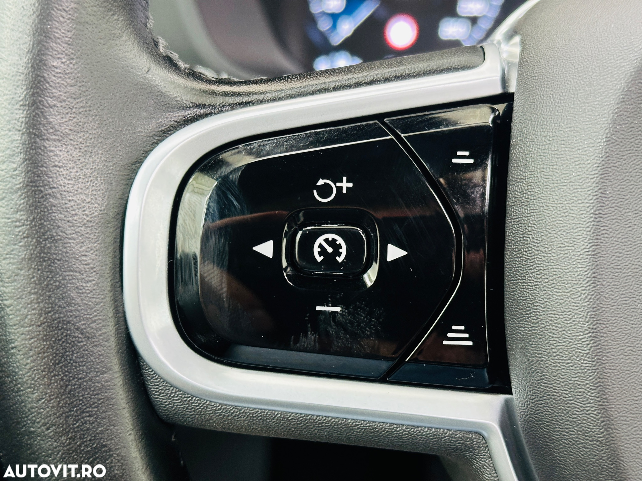 Volvo XC 60 - 38