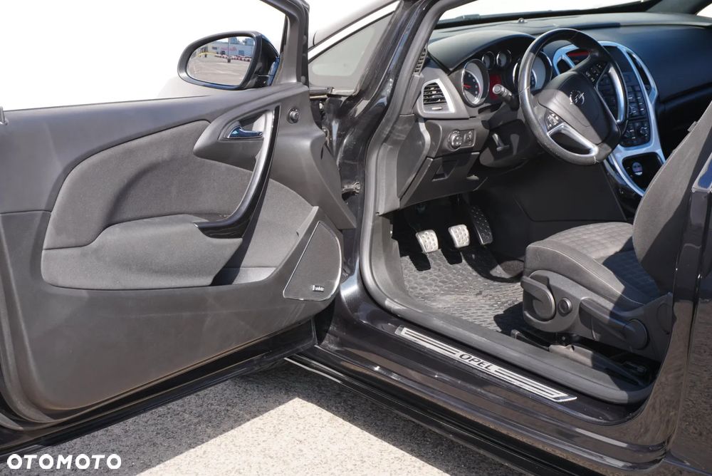 Opel Astra 1.6 T SIDI Sport S&S - 23