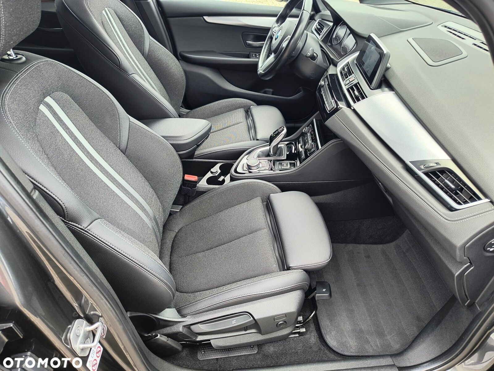 BMW Seria 2 218i M Sport - 31