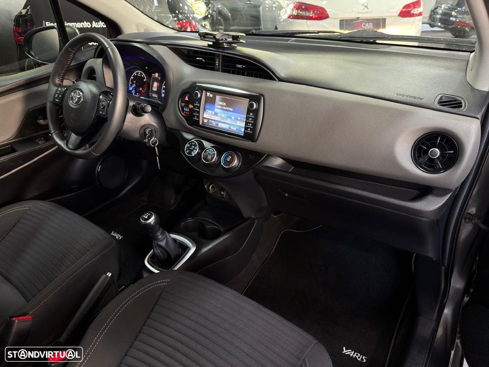 Toyota Yaris 1.0 VVT-i Exclusive - 8