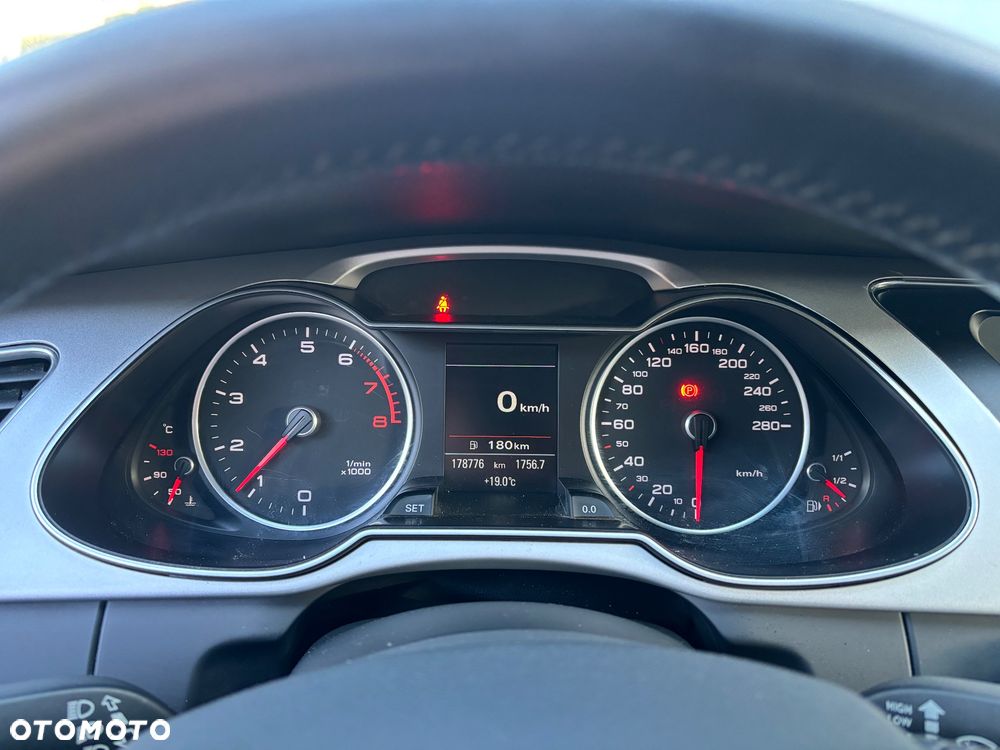 Audi A4 Avant 1.8 TFSI S line Sportpaket - 22