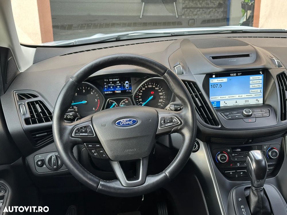 Ford Kuga 2.0 TDCi 4x4 Aut. Titanium - 14