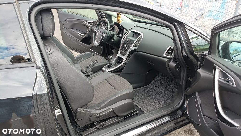 Opel Astra 1.6 T SIDI Enjoy S&S - 6