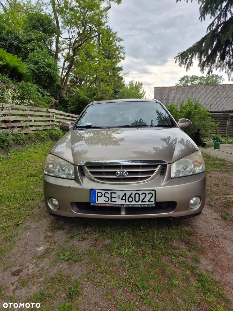 Kia Cerato - 5