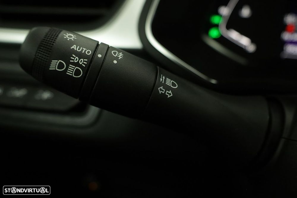 Renault Captur 1.0 TCe Techno Bi-Fuel - 16