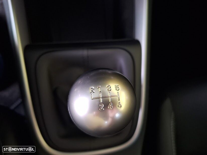 Jeep Avenger 1.2 GSE T3 Altitude - 31