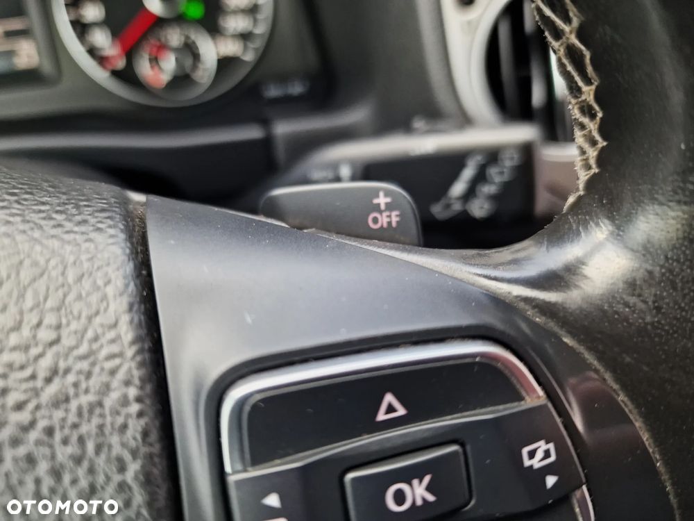 Volkswagen Golf Plus 1.6 TDI DPF DSG Life - 28