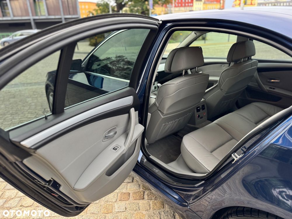 BMW Seria 5 520i Edition Exclusive - 14