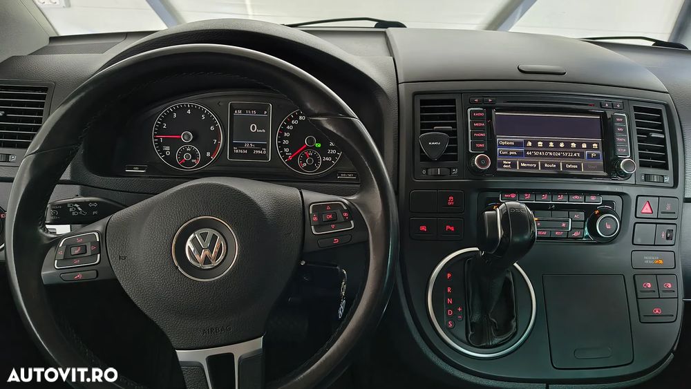 Volkswagen Multivan - 26
