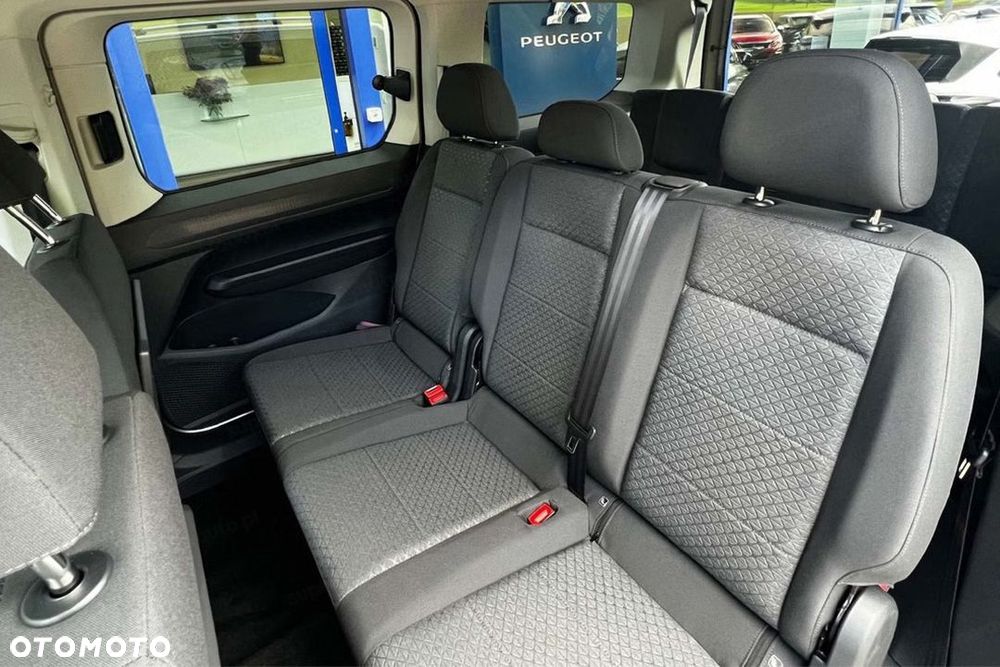 Ford Tourneo Connect - 12