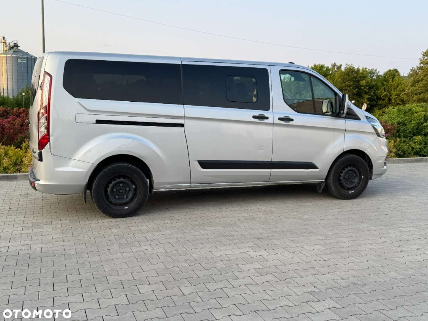 Ford Transit Custom - 11