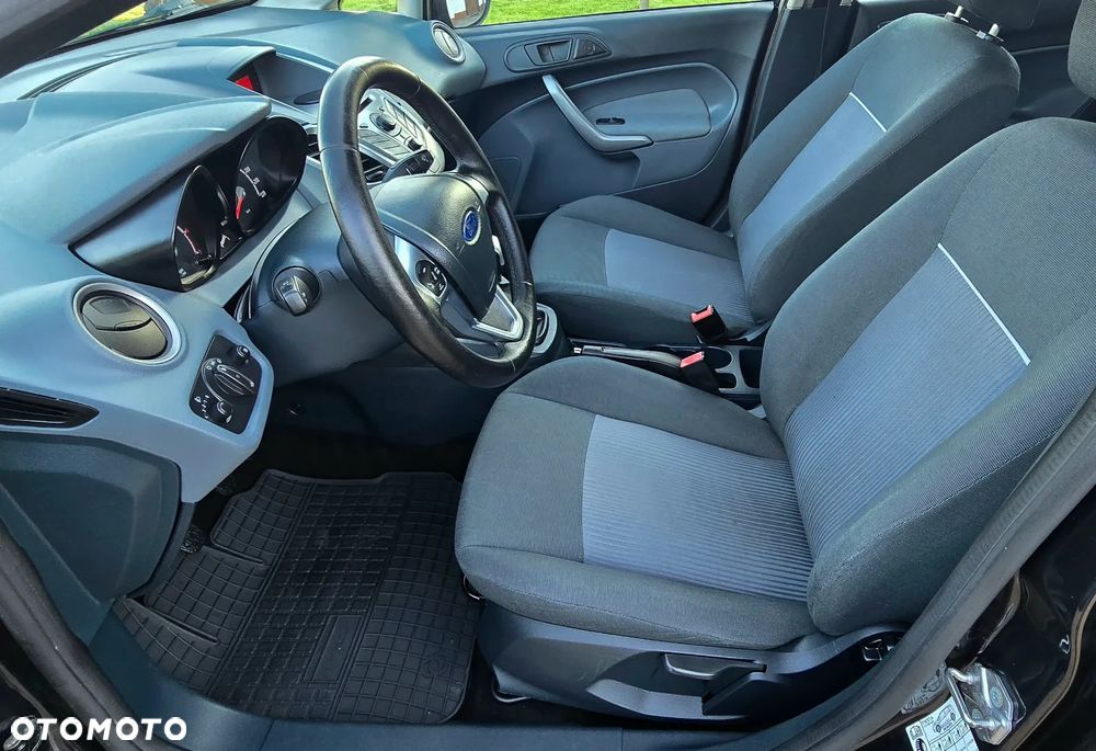 Ford Fiesta 1.4 Champions Edition - 19