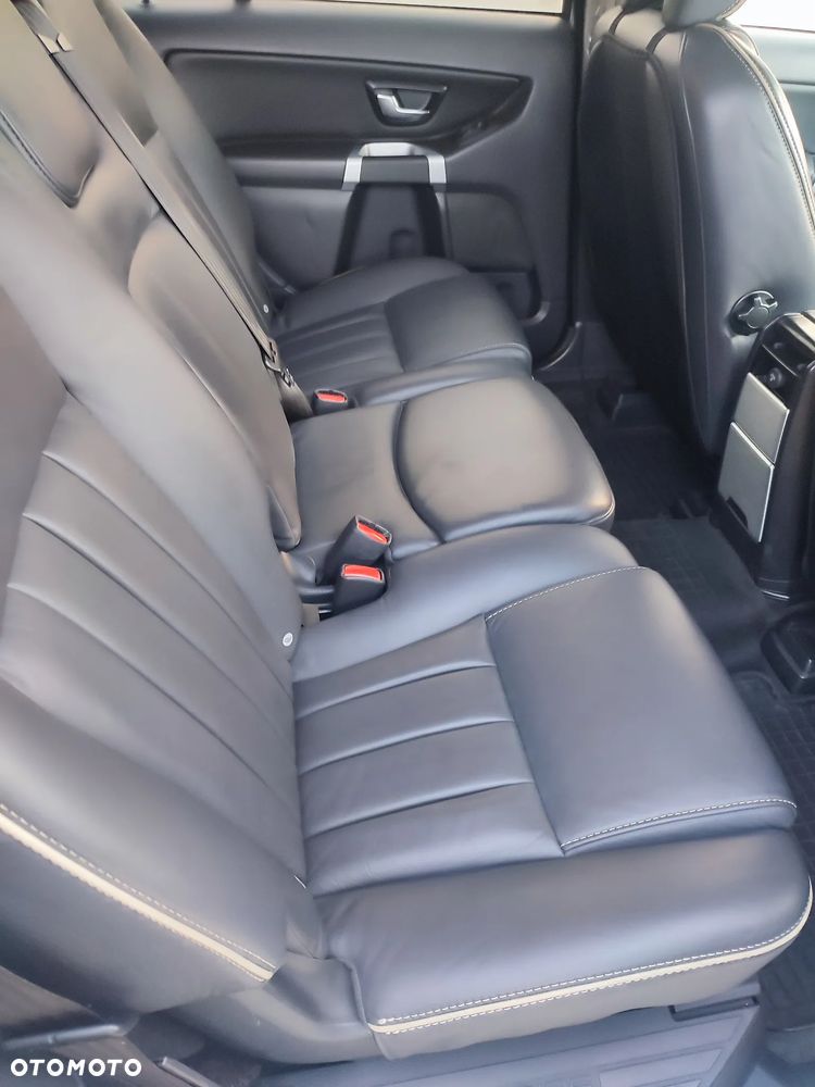 Volvo XC 90 - 21