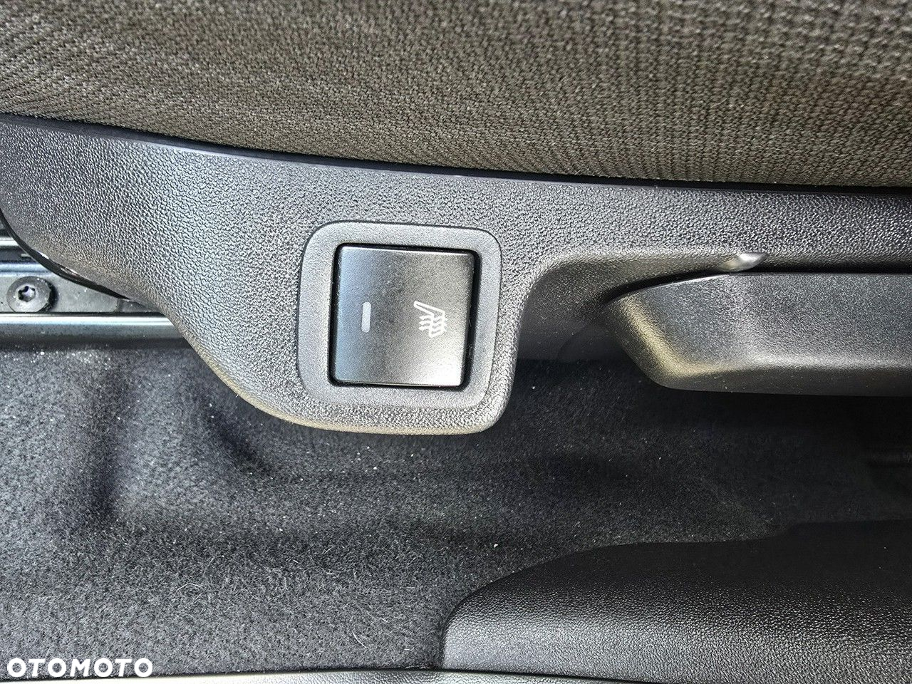 Peugeot 108 - 10