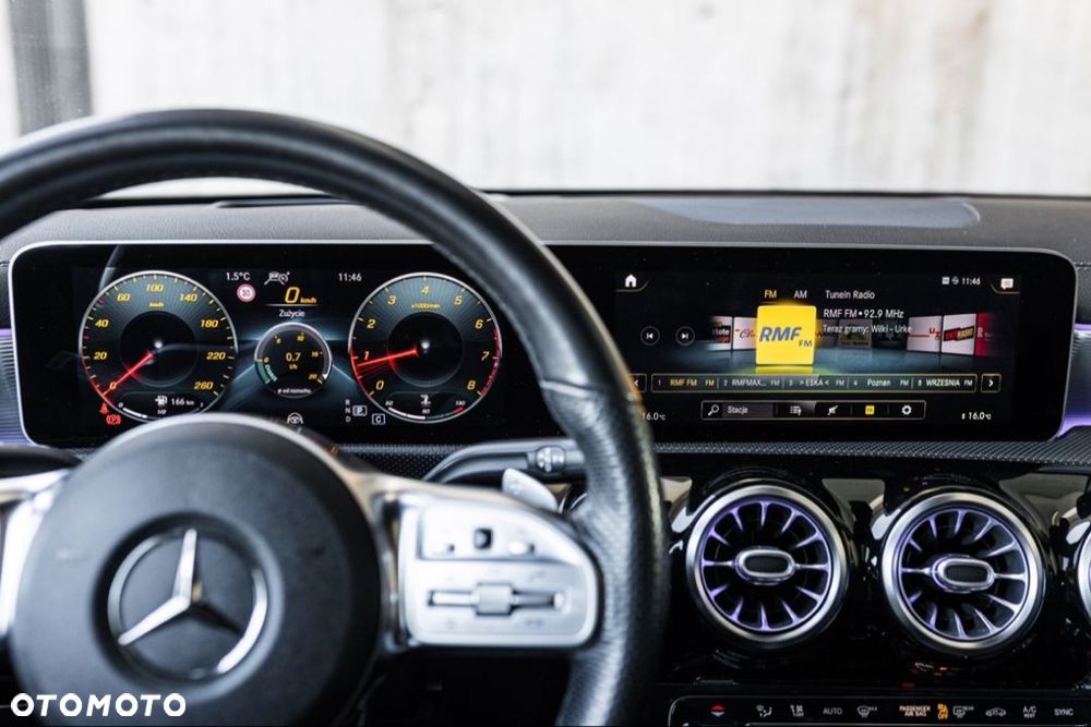 Mercedes-Benz CLA 200 AMG Line 7G-DCT - 16