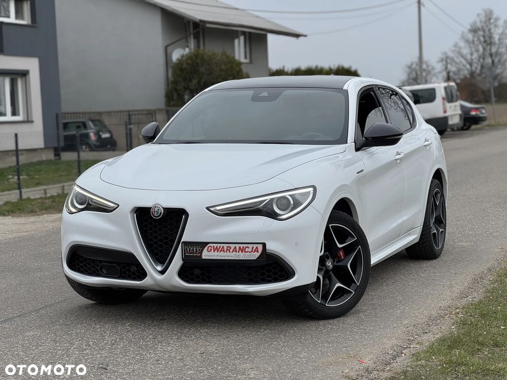 Alfa Romeo Stelvio 2.0 Turbo 16V AT8-Q4 Veloce - 9