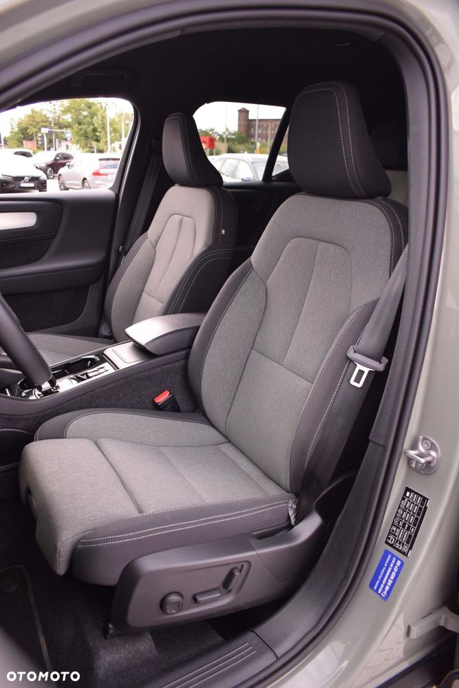 Volvo XC 40 - 20