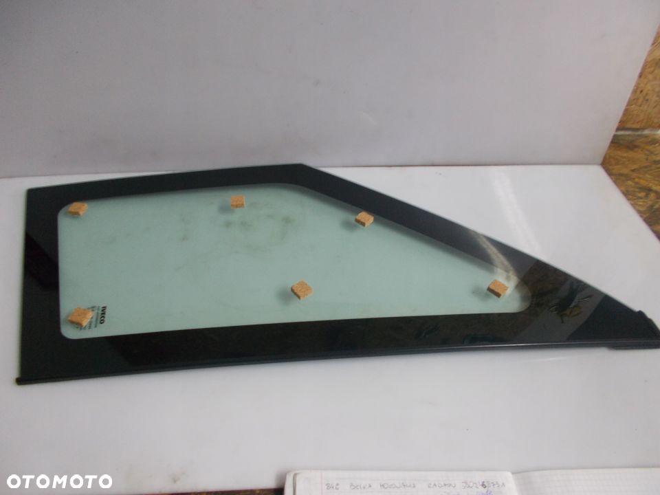 SZYBA DRZWI PRZEDNICH LEWA IVECO DAILY 2014- - 1