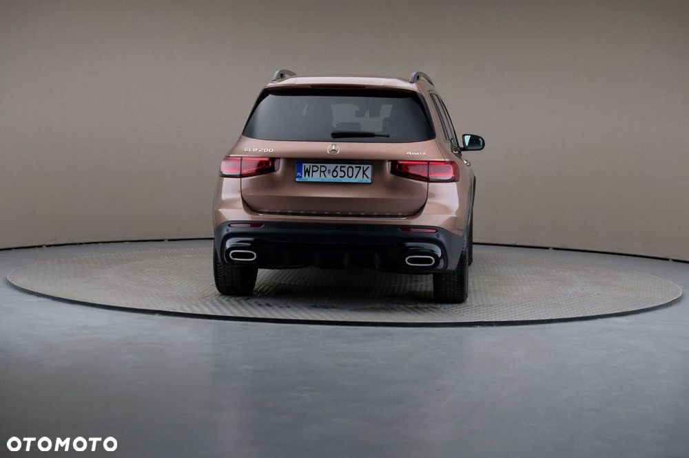 Mercedes-Benz GLB - 5