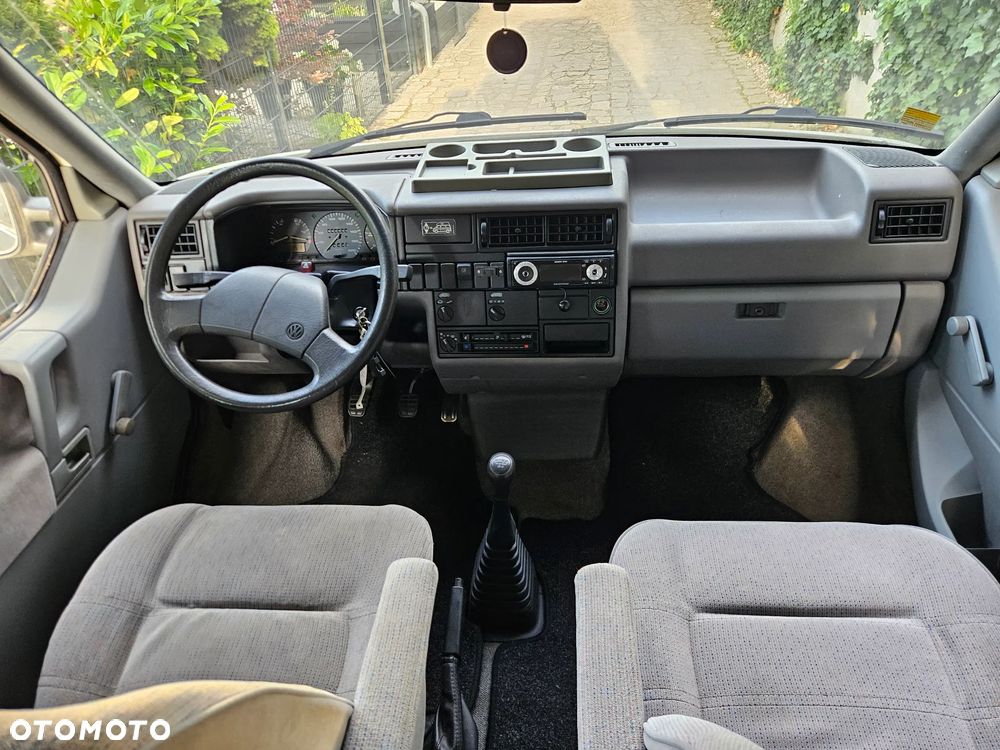 Volkswagen California - 16