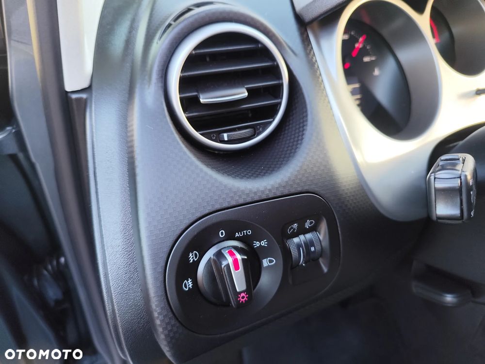 Seat Altea 1.6 TDI DPF CR Ecomotive Reference - 29