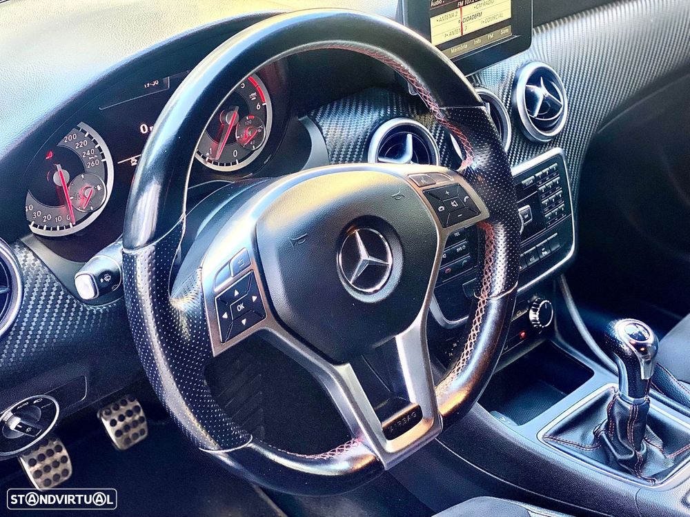 Mercedes-Benz A 180 CDi BE AMG Line - 19