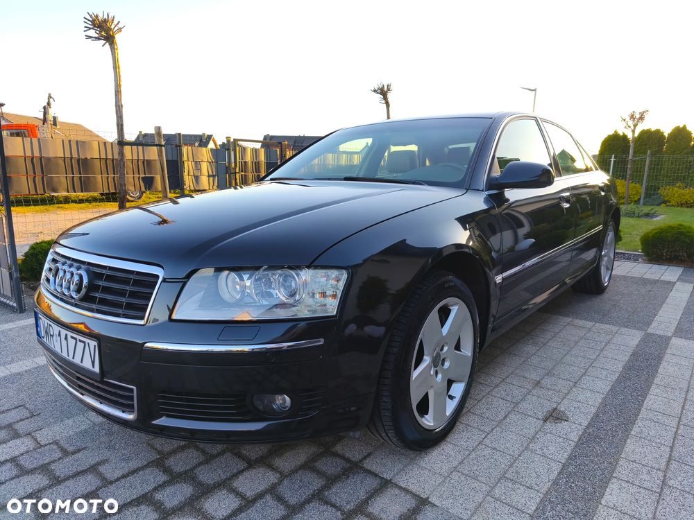 Audi A8 4.2 Quattro - 16