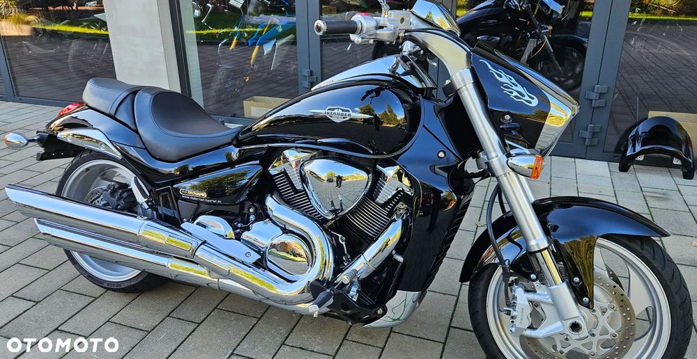 Suzuki Intruder - 23