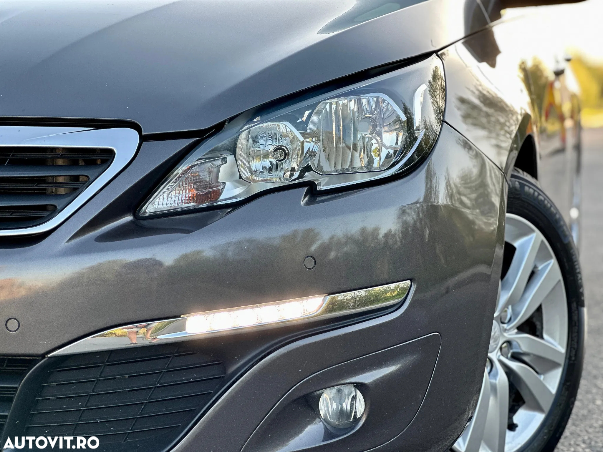 Peugeot 308 SW BlueHDi 120 Stop & Start Business-Line - 33