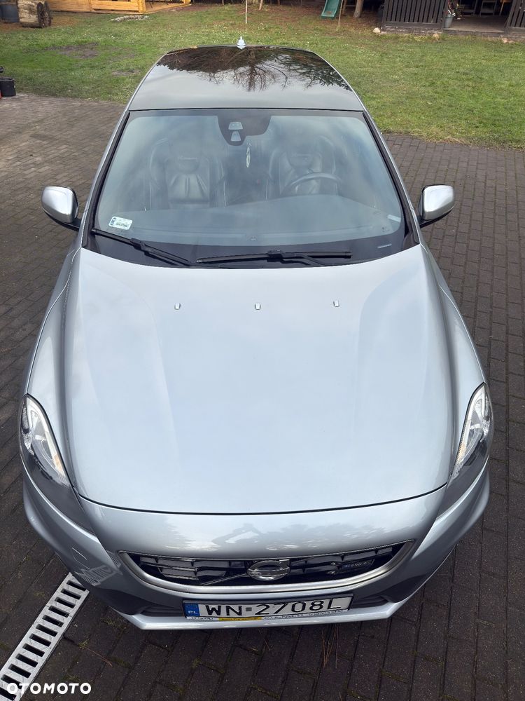 Volvo V40 D2 R-Design - 8