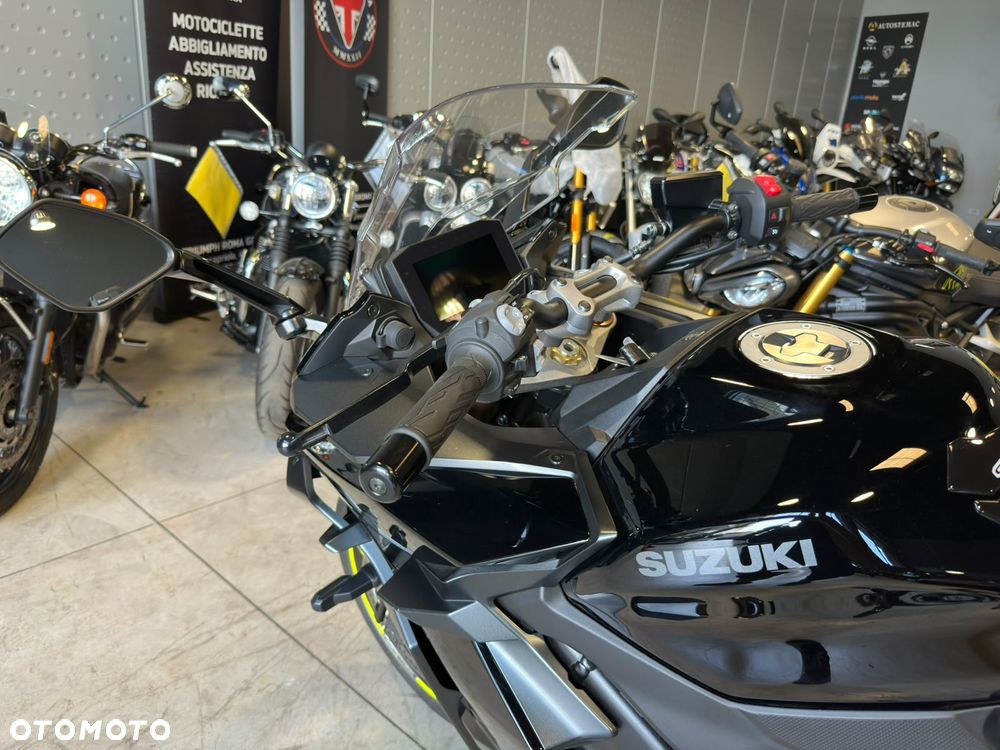 Suzuki GSX 1000 - 2