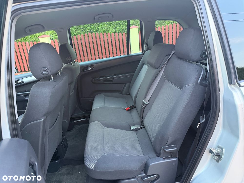 Opel Zafira 1.8 Easytronic Family Plus - 4