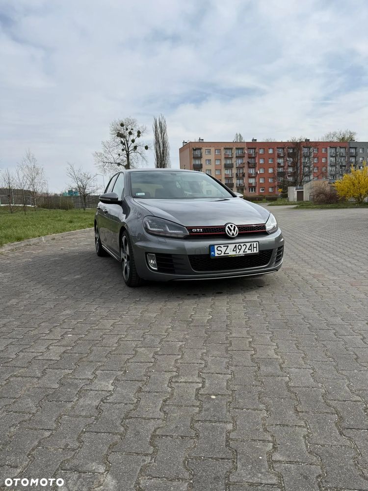 Volkswagen Golf 2.0 GTI - 3