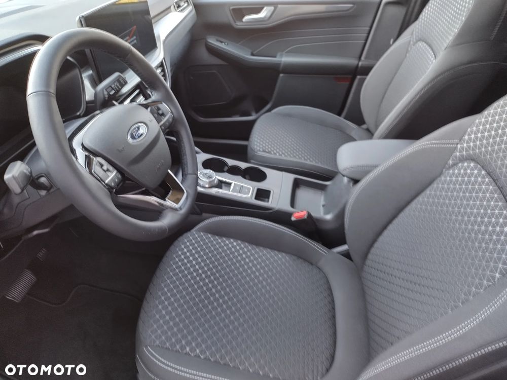 Ford Kuga 2.5 FHEV FWD Titanium eCVT - 4