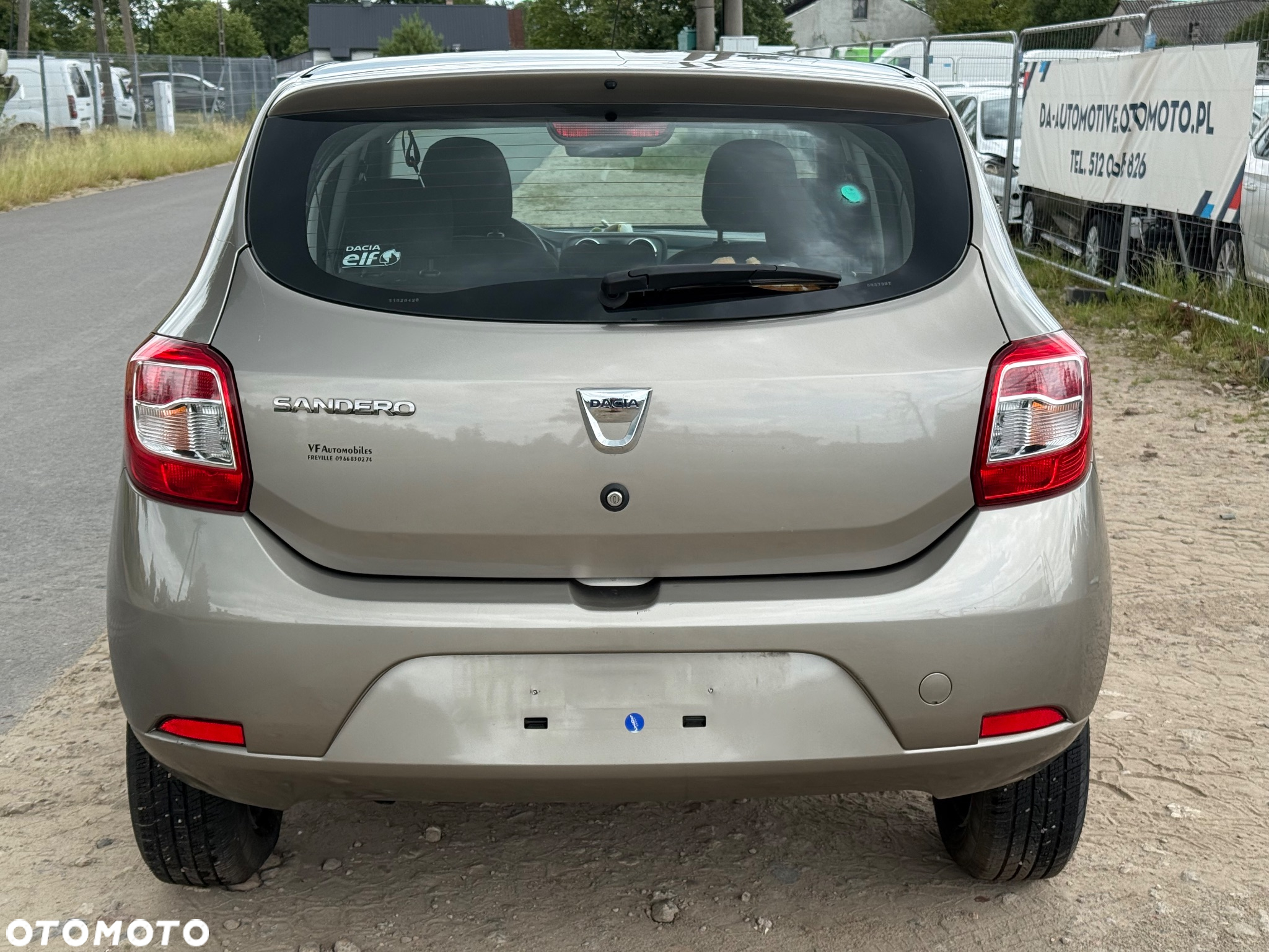 Dacia Sandero 1.2 16V 75 Laureate - 6